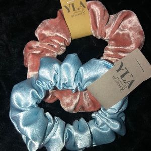 HANDMADE Velvet and Satin Scrunchies Pair💕💙